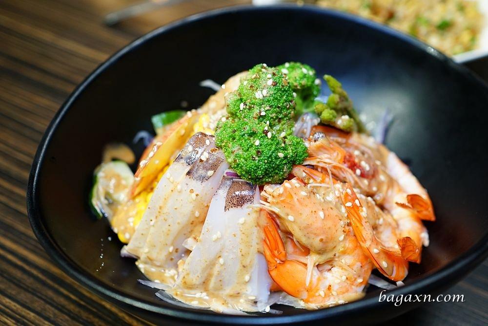 中科聚餐餐廳│招牌櫻桃鴨皮酥肉嫩、砂鍋粥品料多鮮美。食悅