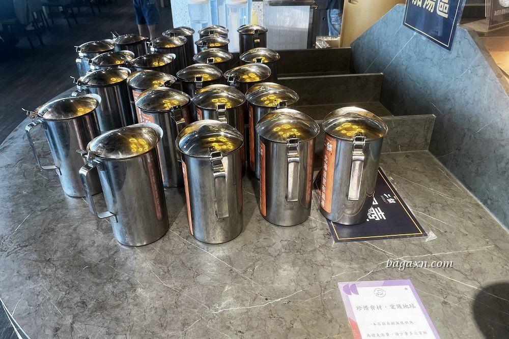 台中東區│鬥牛士二鍋台中新時代店。平日358元+10%起火鍋吃到飽