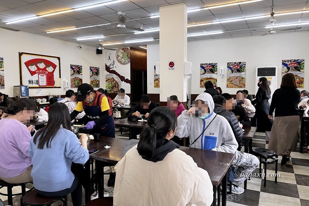 台中南屯│鮮道口福牛肉麵南屯店。牛肉大塊口味不錯