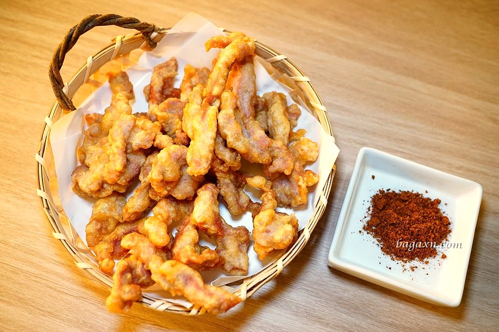 台中南屯酸菜魚/重慶烤魚│老漁家。肥腸魚很特別，嗜辣者必吃