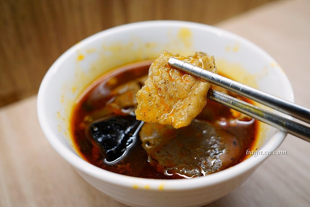 台中南屯酸菜魚/重慶烤魚│老漁家。肥腸魚很特別，嗜辣者必吃