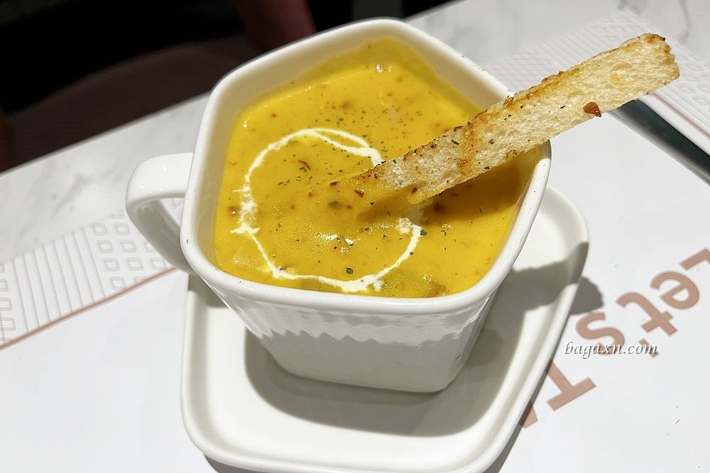 台中南屯│西堤家樂福文心店。依舊不錯吃但變貴了