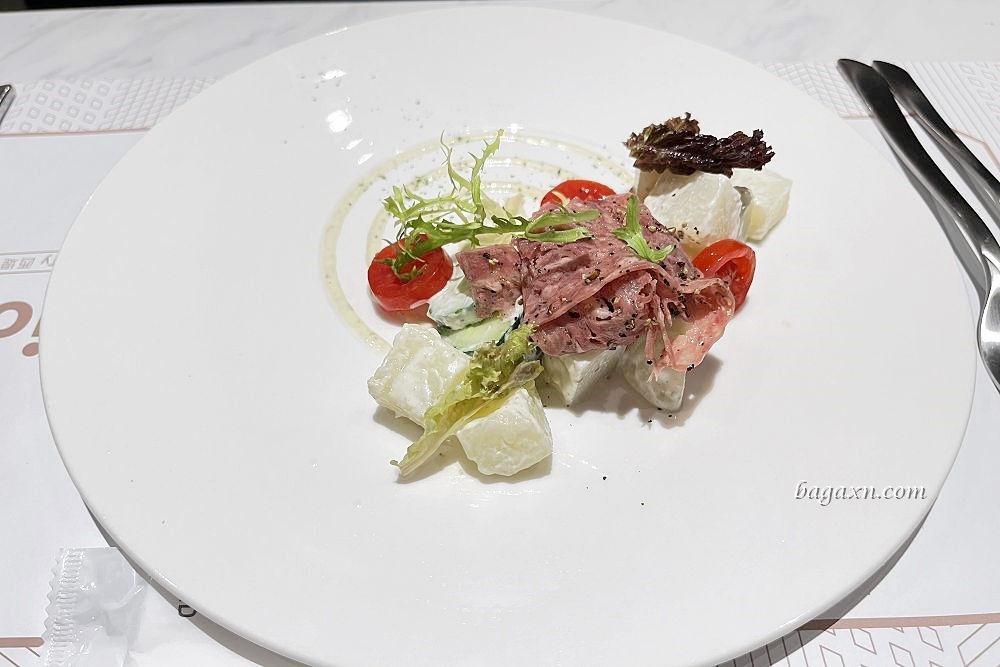 台中南屯│西堤家樂福文心店。依舊不錯吃但變貴了