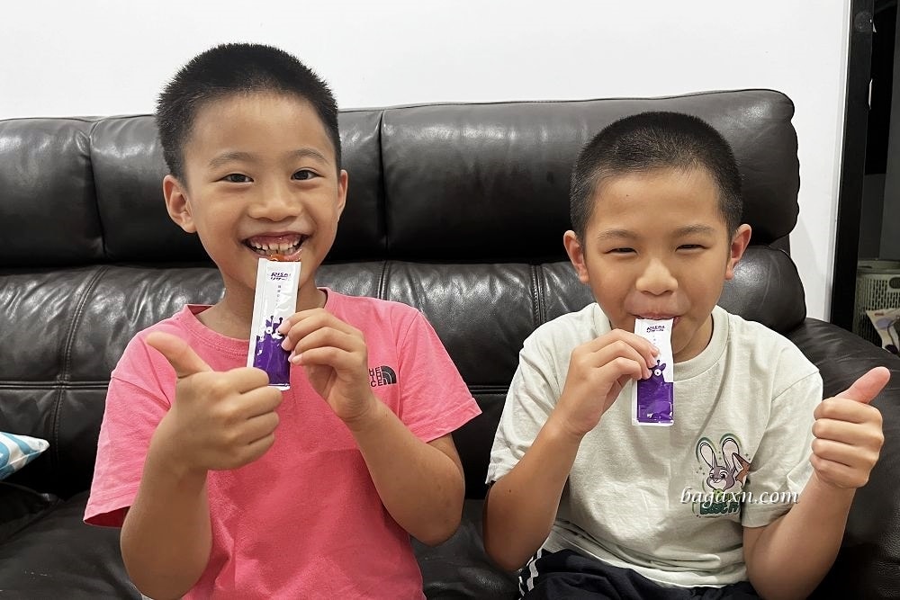 小兒利撒爾葉黃素乖寶寶凍│QQ果凍口感甜甜很好吃，小孩很愛