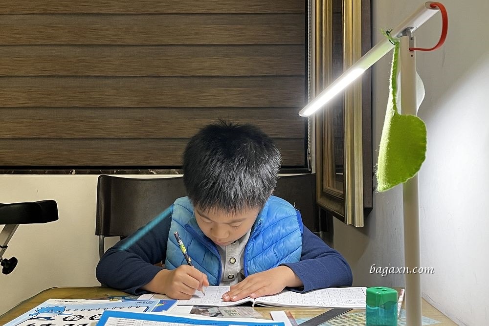 小兒利撒爾葉黃素乖寶寶凍│QQ果凍口感甜甜很好吃，小孩很愛