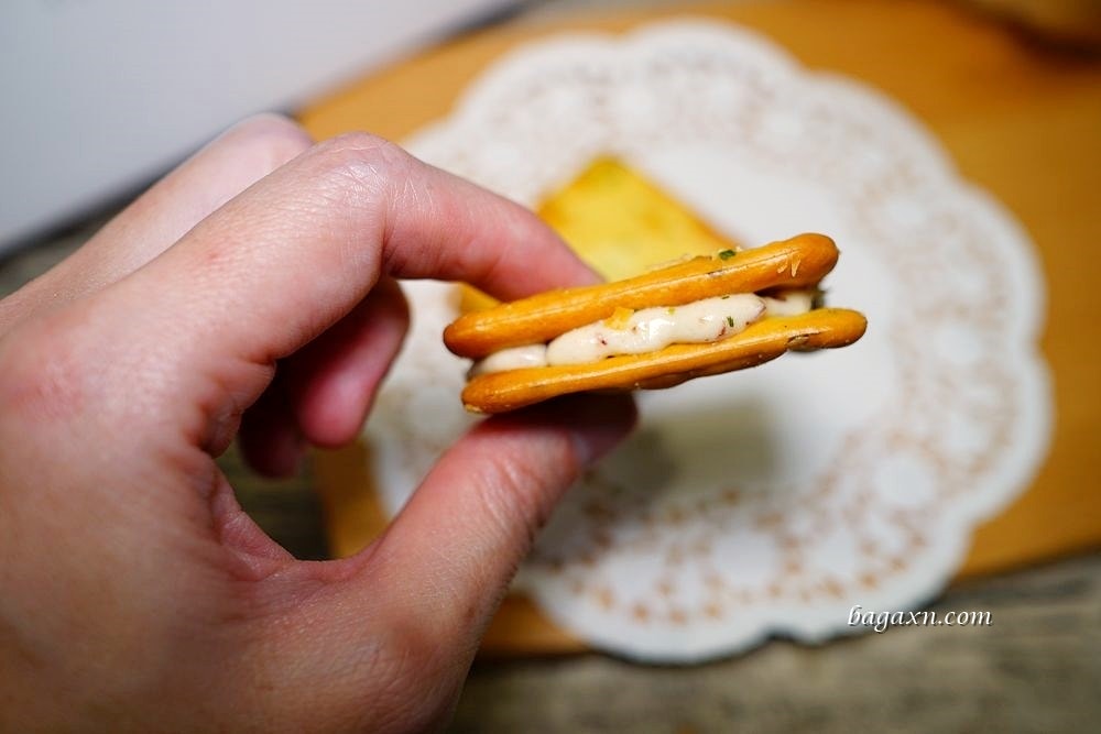 熊后BearQueen│牛奶苺苺蔓越莓蘇打牛軋餅~台灣伴手禮首選
