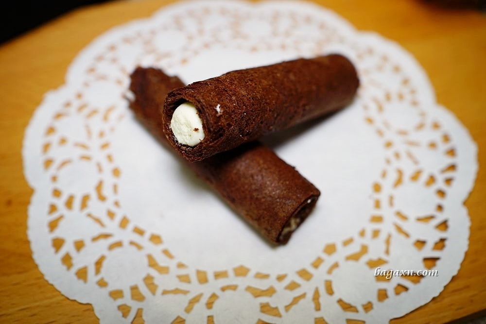 熊后BearQueen│牛奶苺苺蔓越莓蘇打牛軋餅~台灣伴手禮首選