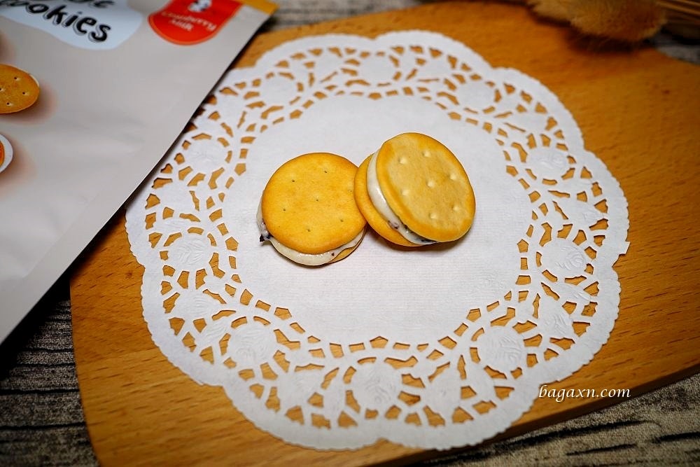 熊后BearQueen│牛奶苺苺蔓越莓蘇打牛軋餅~台灣伴手禮首選