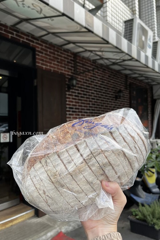 台中歐式麵包推薦│Finga’s Fine Food 風格麵包坊。工匠酸麵包一生推