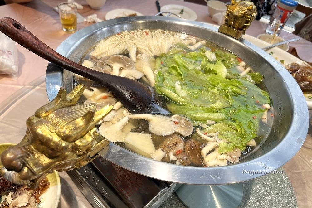 宜蘭礁溪│碗公手作無菜單料理。餐點擺盤浮誇口味也不錯