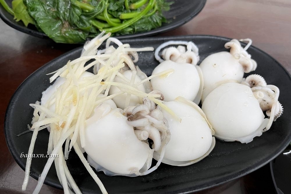 台中南屯│彰化阿添蛤仔麵台中分店。滿滿蛤仔免剝殼吃起來HEN爽