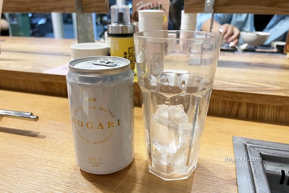 台中南屯│one&one燒肉大墩店。有雞軟骨超讚~一人吃燒肉也不尷尬