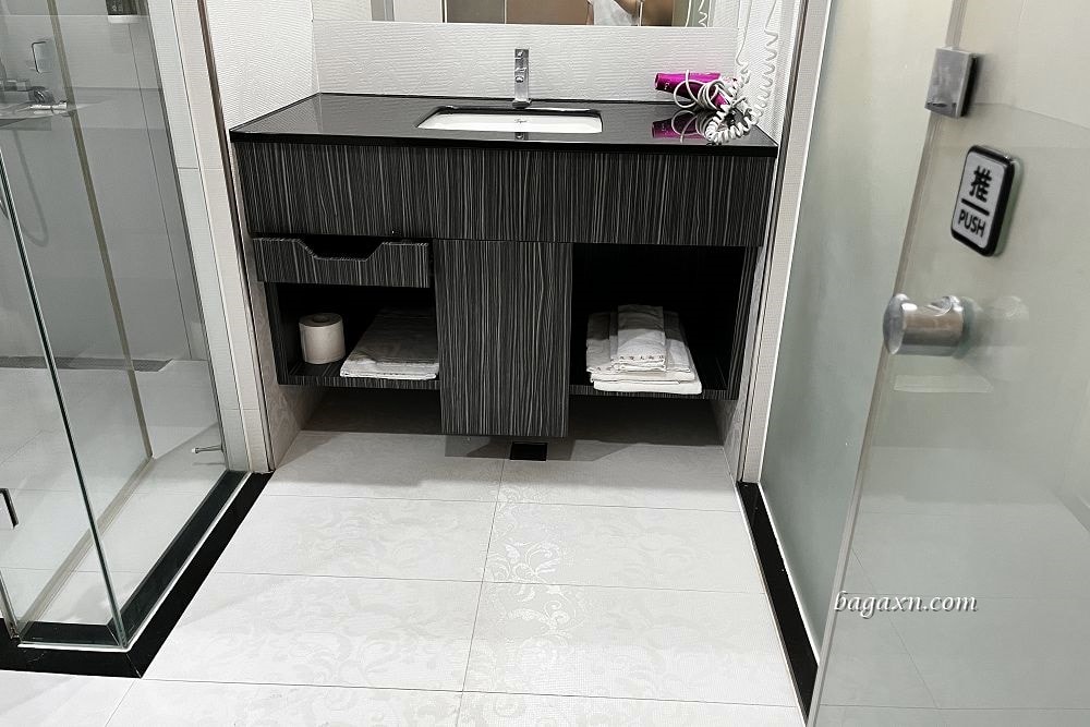 宜蘭住宿│友愛大飯店。距東門夜市近,設施與早餐普通 - 第9張圖 宜蘭住宿│友愛大飯店。距東門夜市近,設施與早餐普通