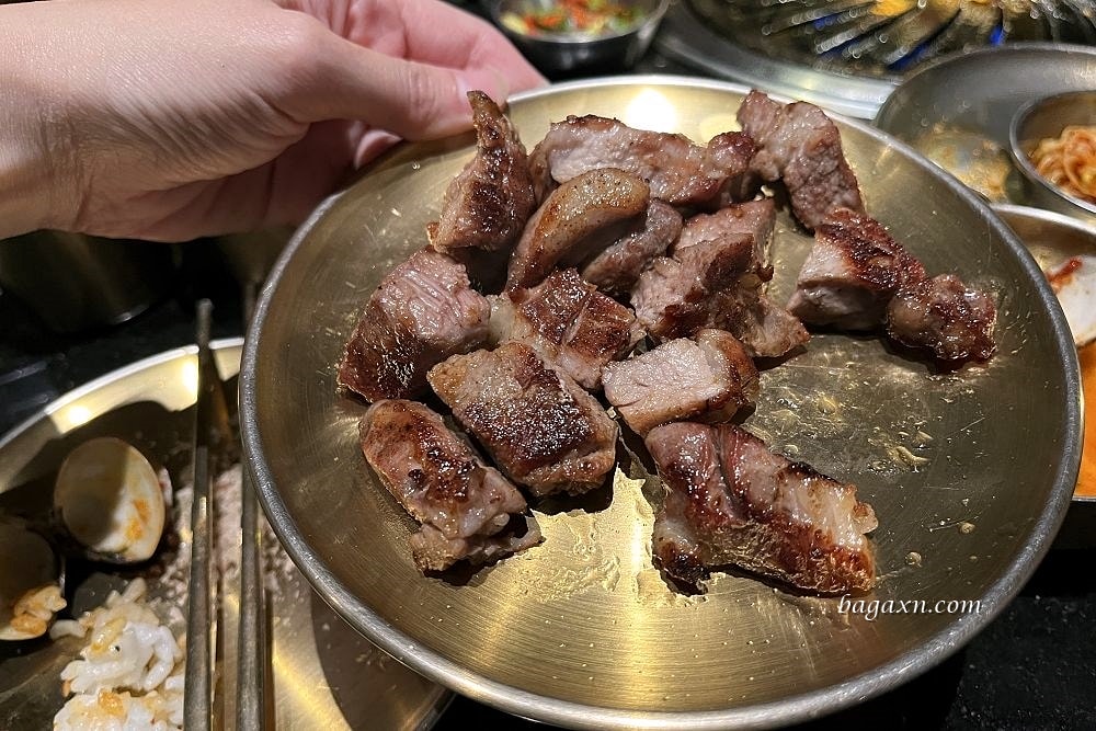 台中南屯│燒肉滋滋 ZiZi。美味韓式燒肉.大口吃肉超爽