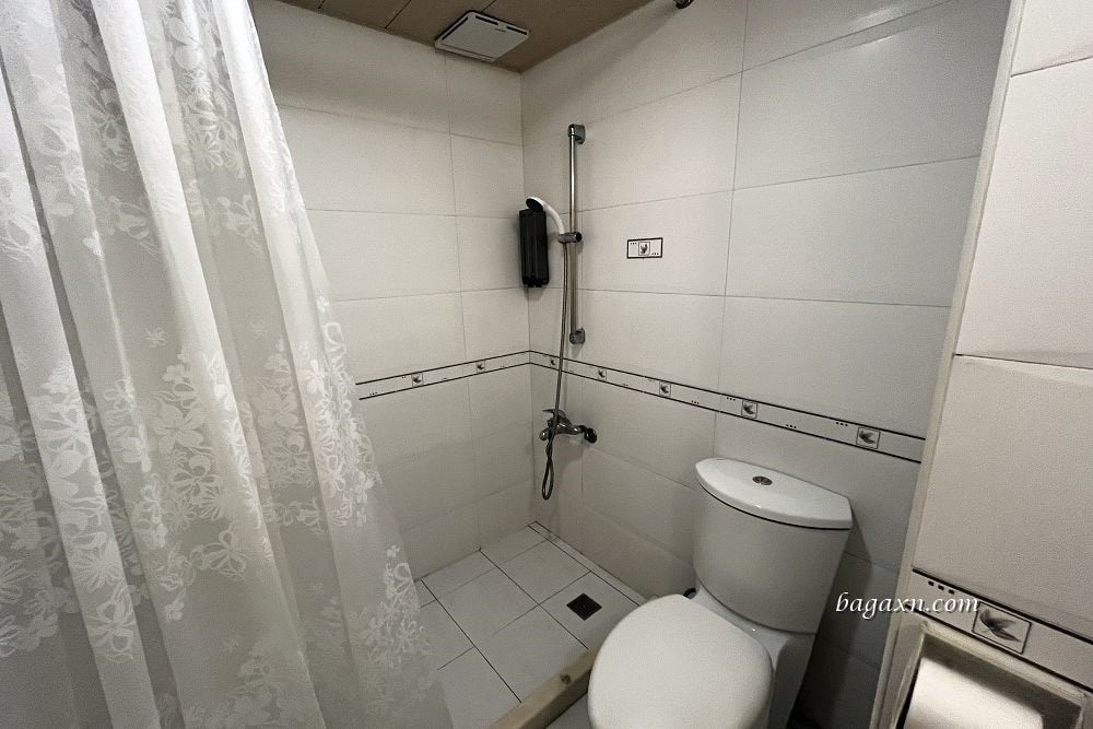 高雄住宿│聖亞哥商務旅館。附停車場近六合夜市 - 第6張圖 高雄住宿│聖亞哥商務旅館。附停車場近六合夜市