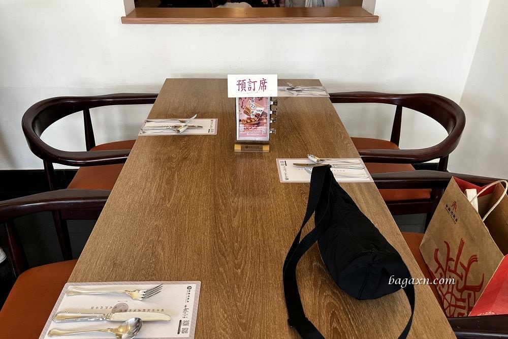 台南住宿│台南大飯店。簡單乾淨，Buffet早餐午餐都還不錯