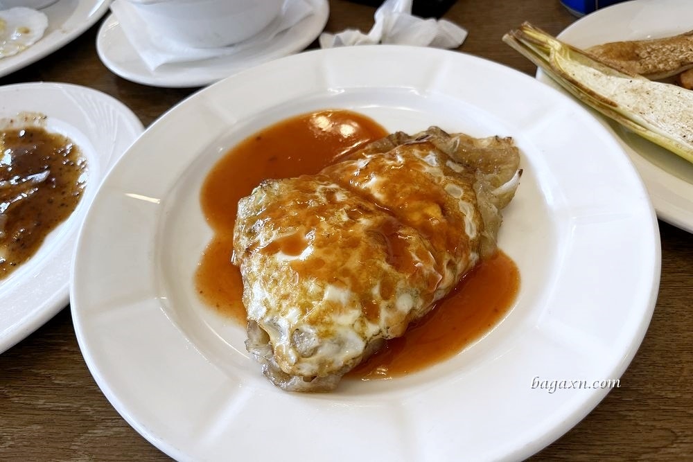 台南住宿│台南大飯店。簡單乾淨，Buffet早餐午餐都還不錯