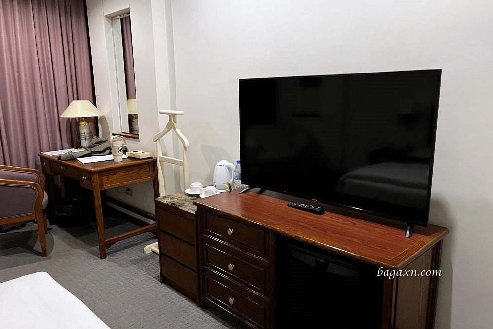 台南住宿│台南大飯店。簡單乾淨，Buffet早餐午餐都還不錯