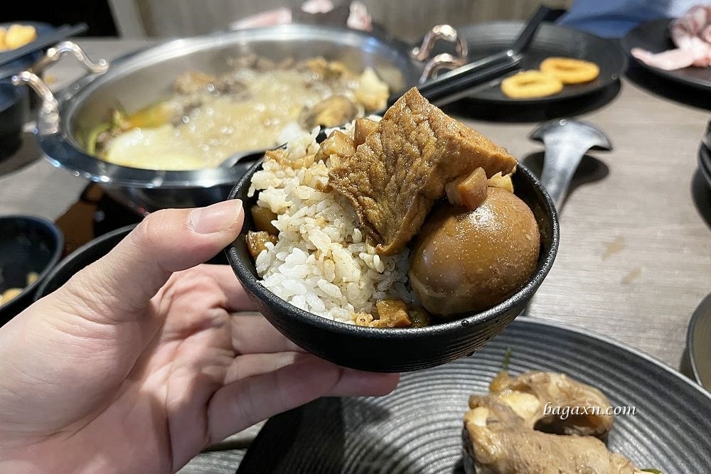 台中南屯│耀武羊威羊肉爐。6款湯頭、多款羊肉部位吃到飽 - 第20張圖 台中南屯│耀武羊威羊肉爐。6款湯頭、多款羊肉部位吃到飽