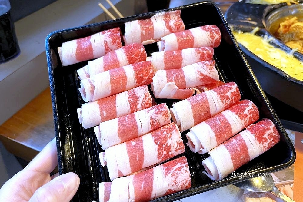 台中北區│兩餐中友店。澱粉吃到飽，不推薦B方案肉品吃到飽