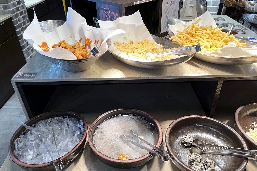 台中北區│兩餐中友店。澱粉吃到飽，不推薦B方案肉品吃到飽