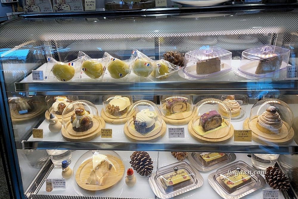 台中南屯│夫妻臉甜點。低調甜點小店,品質口味蠻厲害的 - 第3張圖 台中南屯│夫妻臉甜點。低調甜點小店,品質口味蠻厲害的