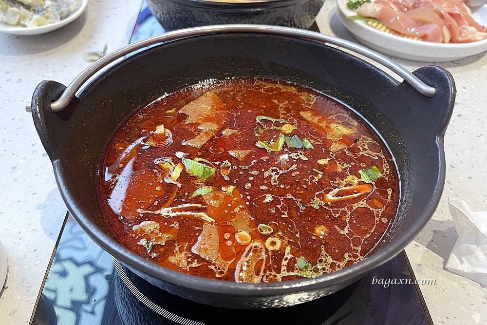 築間酸菜魚台南成大店│酸菜魚個人火鍋，還有自助吧吃到飽