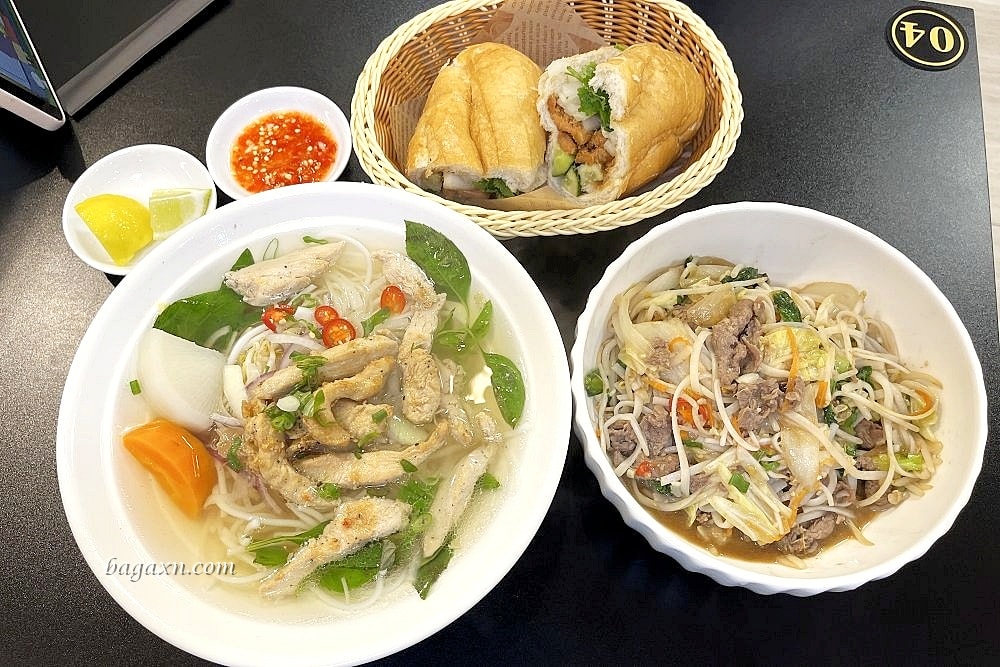 台中南屯│Pho Chic 越南河粉專賣店。河粉清爽可口，越南麵包也很好吃