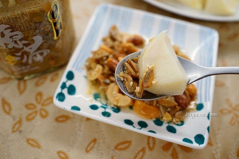 宅配美食│五仁辣麻果油。全素食配方，料比醬多、沾拌淋都合適