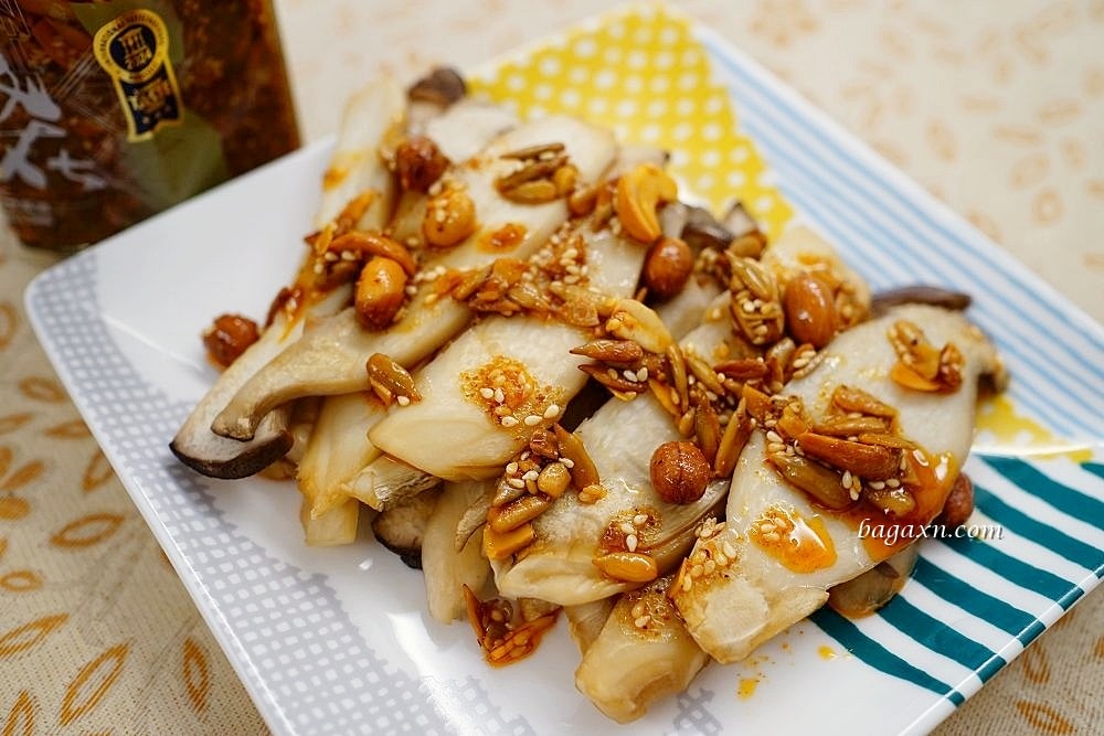 宅配美食│五仁辣麻果油。全素食配方，料比醬多、沾拌淋都合適