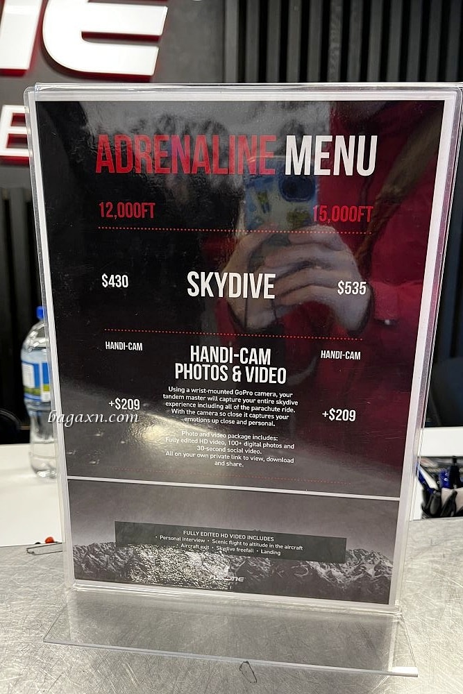 紐西蘭皇后鎮│Nzone Skydive 高空跳傘體驗。人生第一次也是最後一次啦 - 第4張圖 紐西蘭皇后鎮│Nzone Skydive 高空跳傘體驗。人生第一次也是最後一次啦