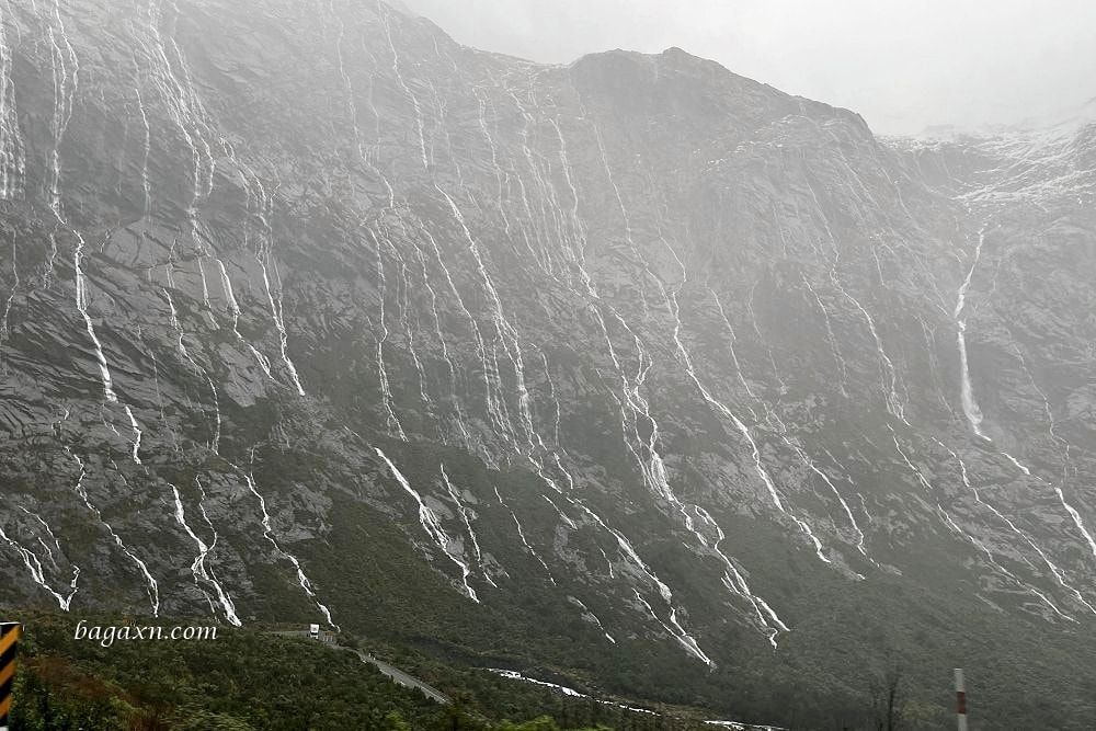 紐西蘭│米佛峽灣開車一日遊。蒂阿瑙咖啡廳很讚,晚餐紐西蘭麥當勞 - 第10張圖 紐西蘭│米佛峽灣開車一日遊。蒂阿瑙咖啡廳很讚,晚餐紐西蘭麥當勞
