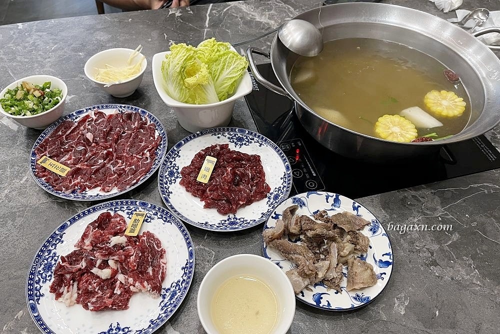 台南安平│阿財牛肉湯平豐店。現切牛肉鮮甜嫩口，炒飯也是必點
