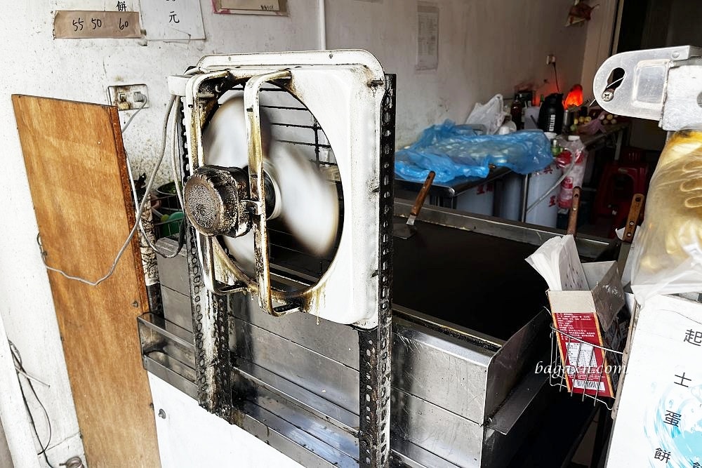 台中后里│月眉手工蛋餅。每日限量，推鮪魚蛋餅加特製辣