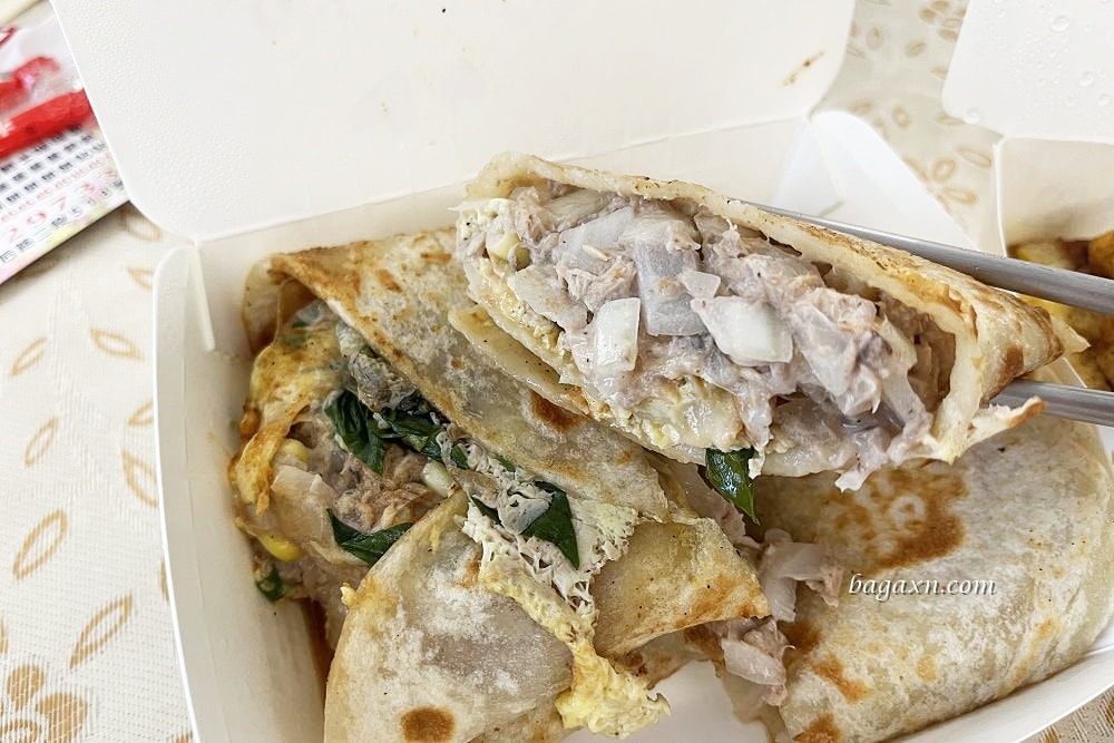 台中后里│月眉手工蛋餅。每日限量，推鮪魚蛋餅加特製辣