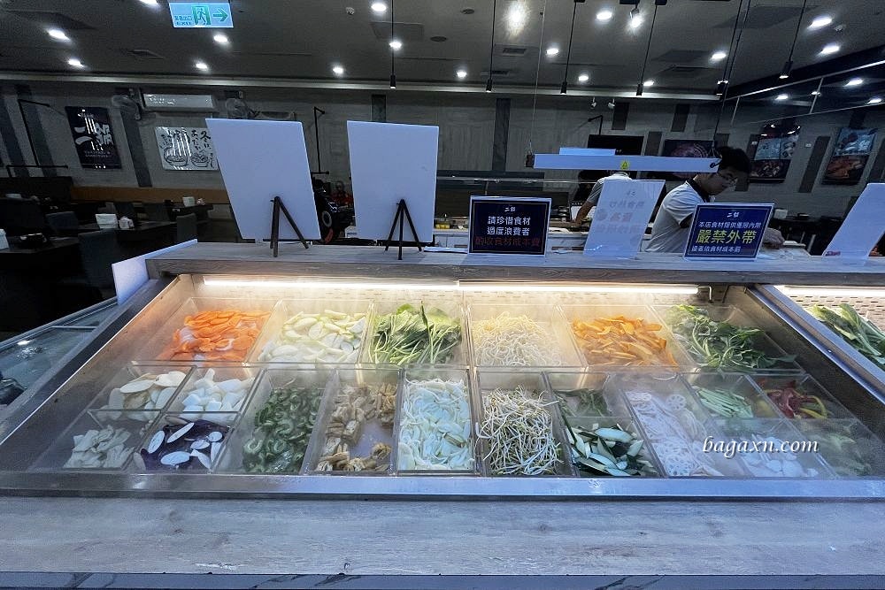 台中南屯│鬥牛士二鍋文心店。當日壽星半價可以吃一下