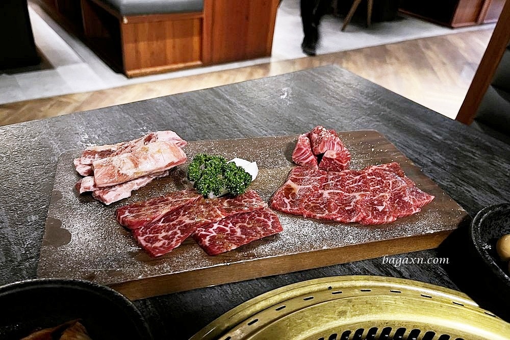 台中南屯│DEG 度 韓國燒肉概念。桌邊代烤服務,吃完沒油煙味超讚 - 第13張圖 台中南屯│DEG 度 韓國燒肉概念。桌邊代烤服務,吃完沒油煙味超讚