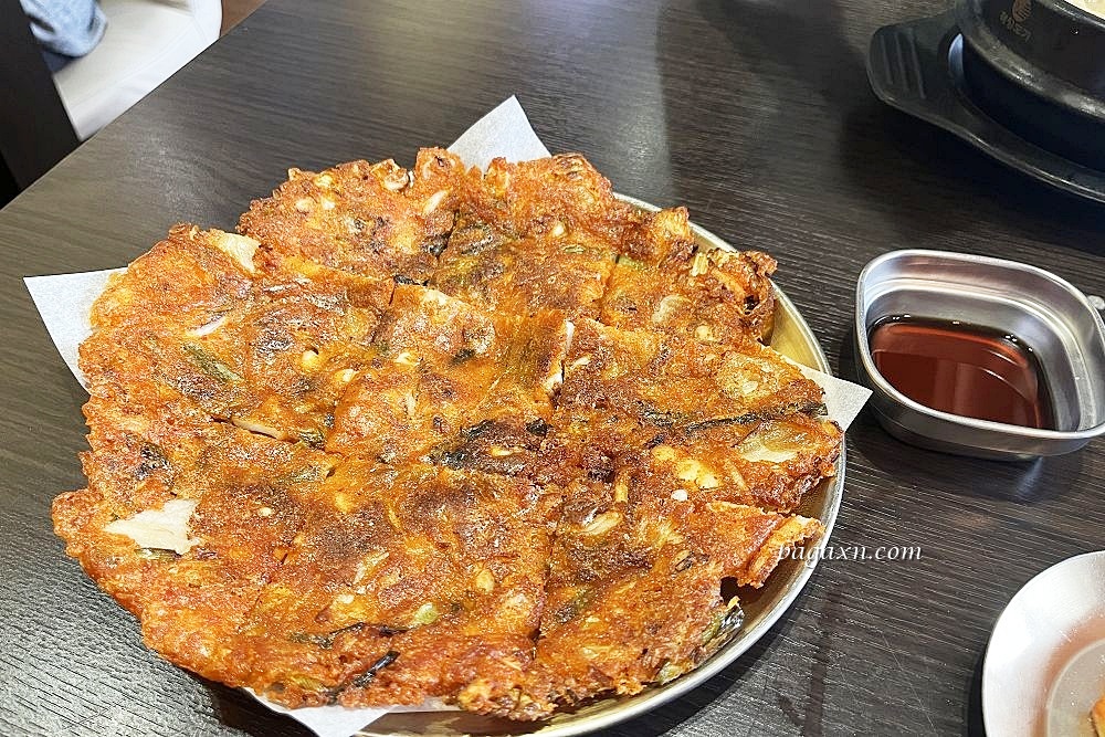 台中南屯│延南家韓式豬肉湯飯雪濃湯。湯飯不錯吃，韓式單點也都蠻有特色