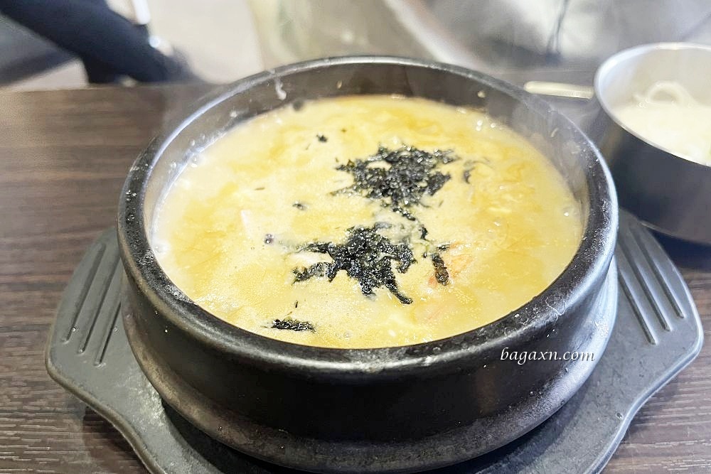 台中南屯│延南家韓式豬肉湯飯雪濃湯。湯飯不錯吃，韓式單點也都蠻有特色