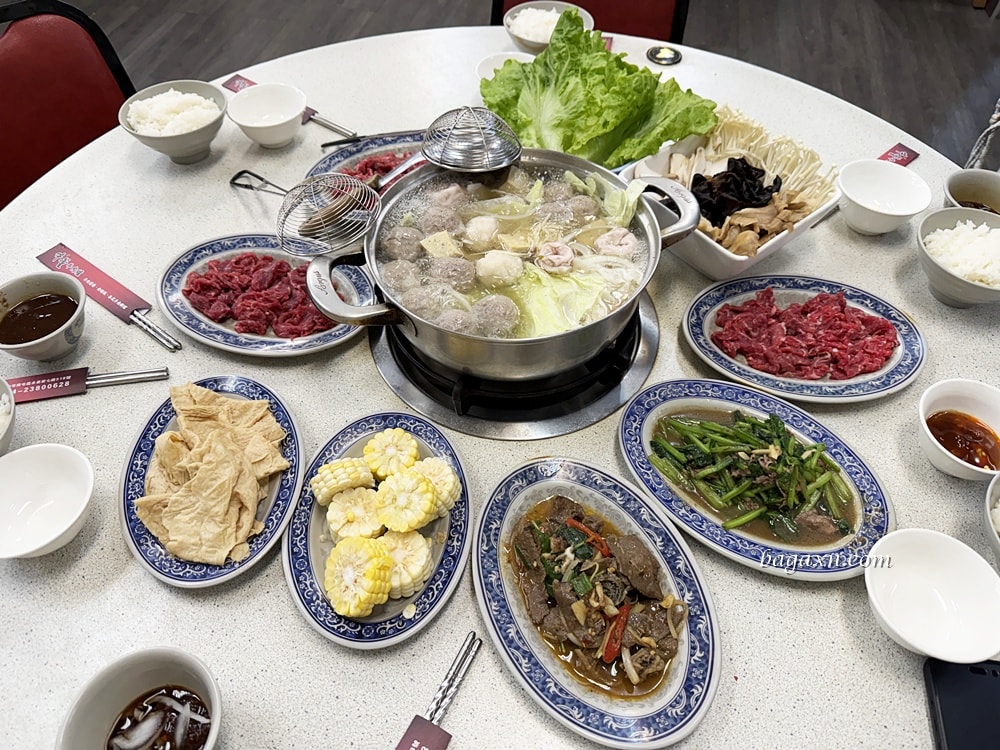 台中南屯│牛董牛肉爐。單點溫體牛火鍋，也有快炒類
