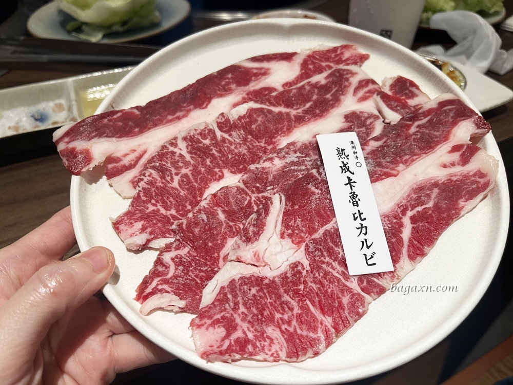 台中西區│銀山燒肉。高級和牛燒肉吃到飽，還有生啤調酒喝到飽