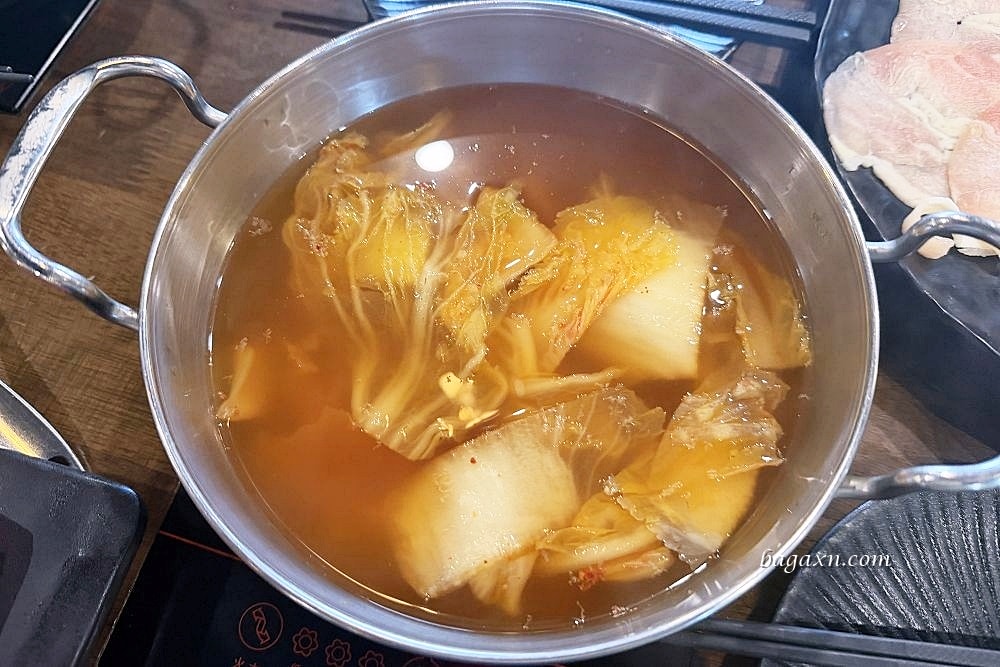 豐原火鍋│惹鍋-台中豐原店。平價火鍋蔬菜buffet吃到飽 - 第9張圖 豐原火鍋│惹鍋-台中豐原店。平價火鍋蔬菜buffet吃到飽