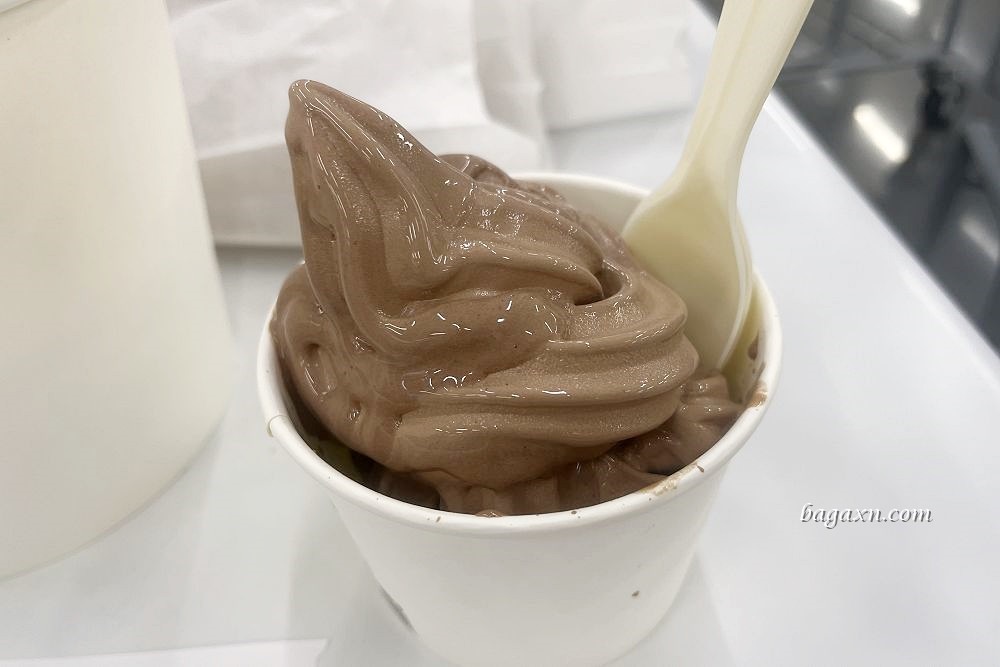 COSTCO好市多熟食│蒜辣薄皮脆雞桶/塔塔鱈魚三明治/海鮮捲/巧克力霜淇淋