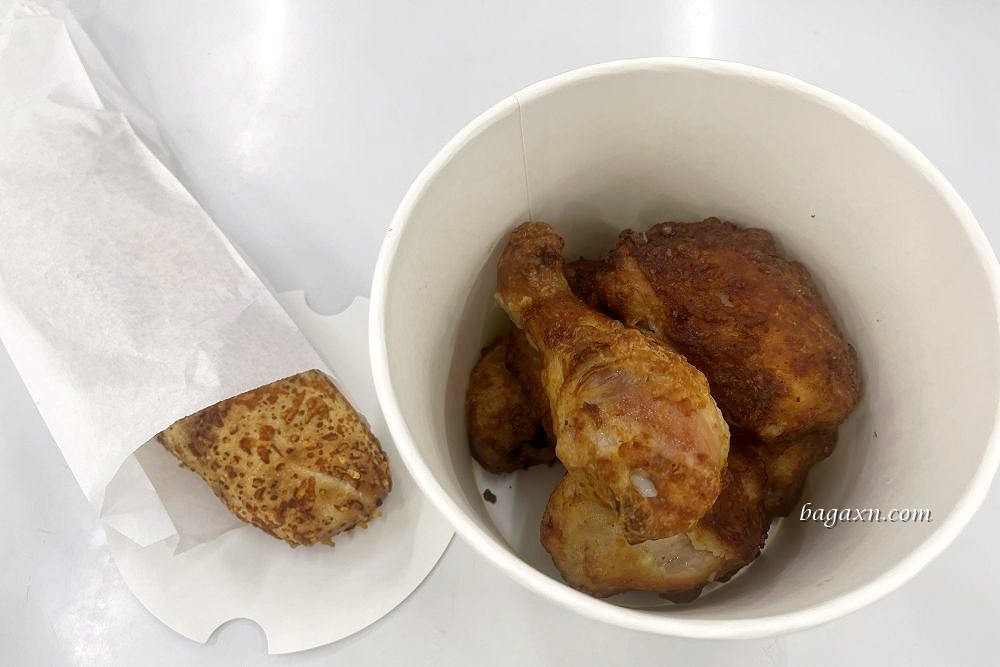 COSTCO好市多熟食│蒜辣薄皮脆雞桶/塔塔鱈魚三明治/海鮮捲/巧克力霜淇淋