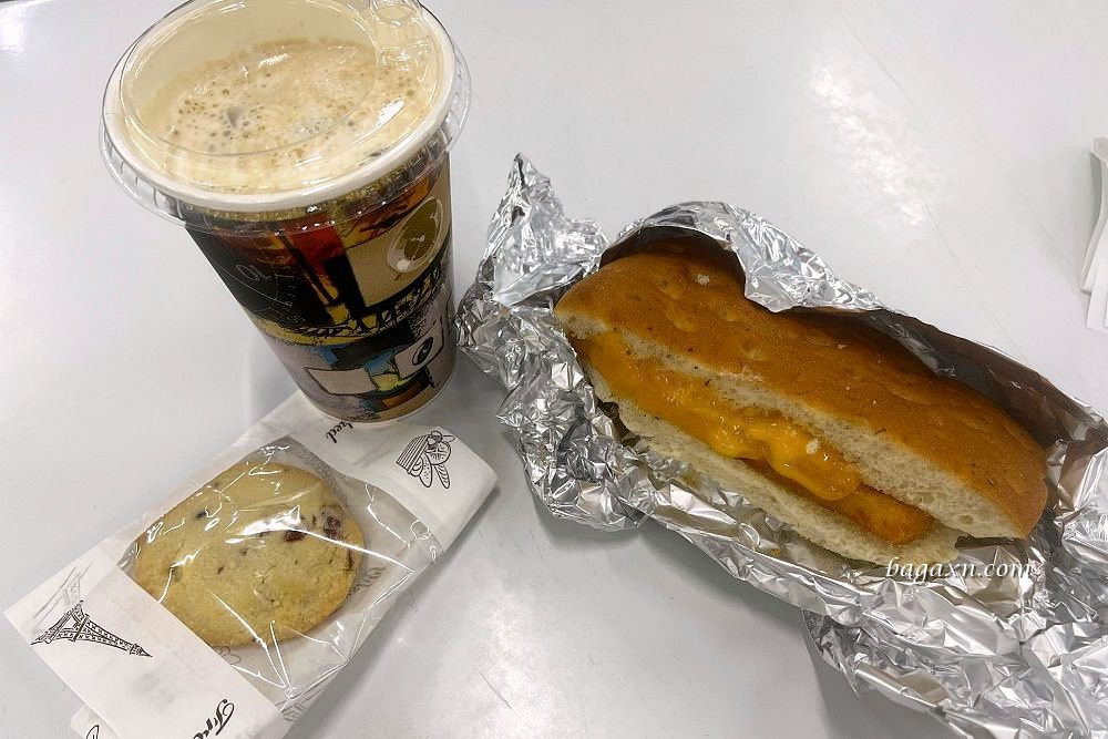 COSTCO好市多熟食│蒜辣薄皮脆雞桶/塔塔鱈魚三明治/海鮮捲/巧克力霜淇淋