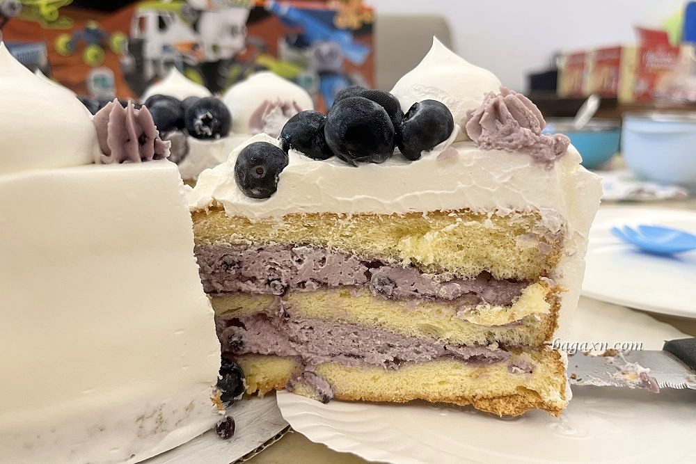 COSTCO好市多蛋糕│8吋新鮮藍莓蛋糕～滿滿都是BlueBerry