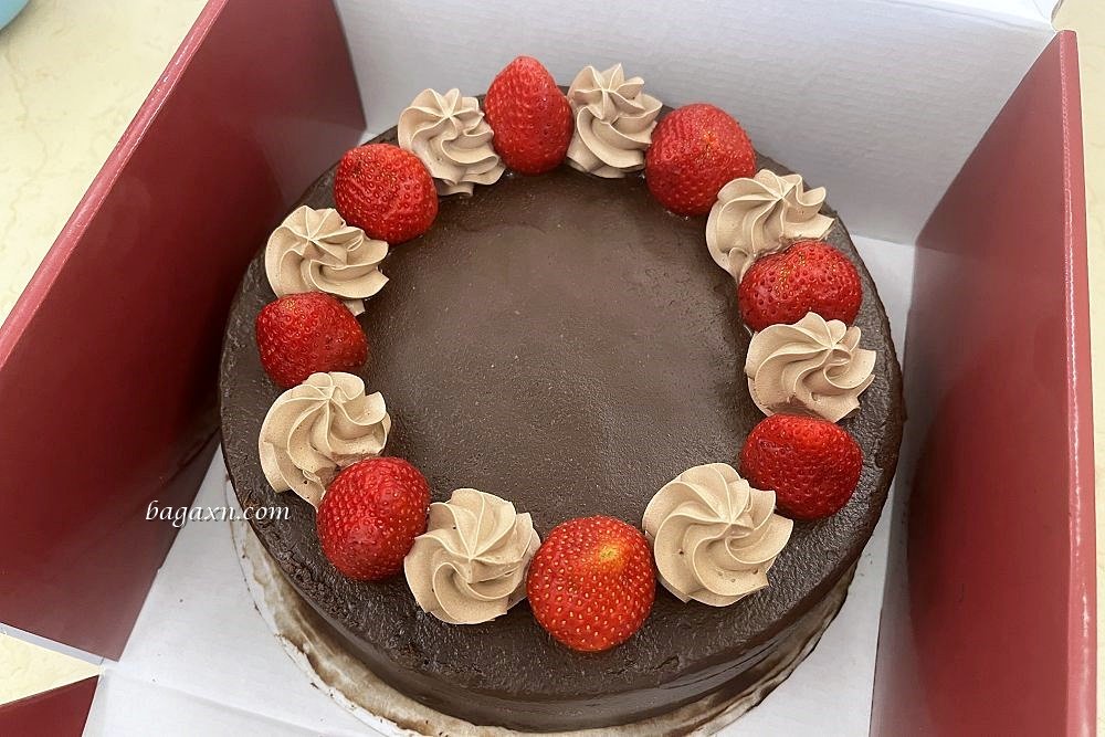 COSTCO草莓巧克力蛋糕 1