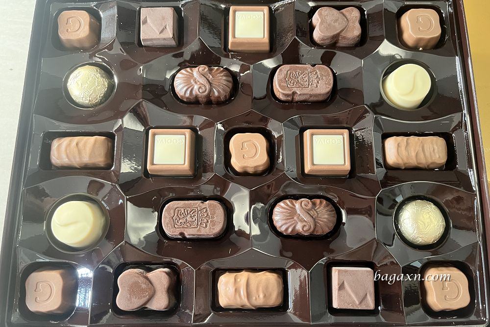 COSTCO巧克力│GODIVA巧克力金裝禮盒 - 第7張圖 COSTCO巧克力│GODIVA巧克力金裝禮盒