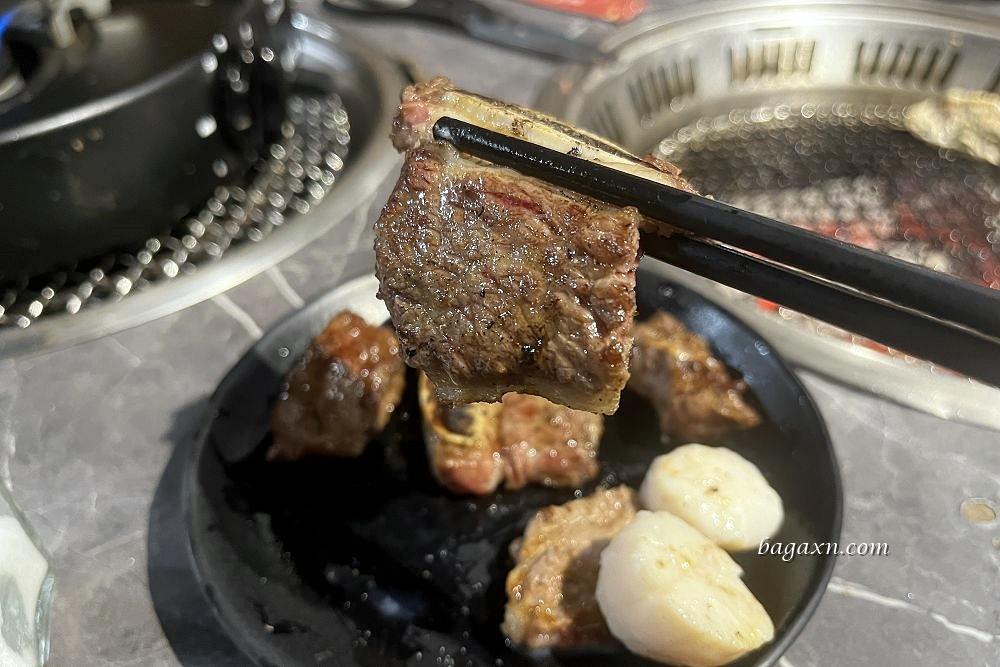 逢甲燒肉吃到飽│HOME燒肉逢甲店。有哈根達斯，專業烤麻糬依舊好吃