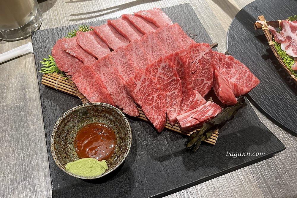 台中西區燒肉│KoDō和牛燒肉。鮮嫩和牛燒肉入口即化，和牛咖哩也很好吃